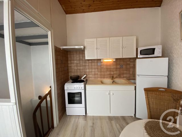 Appartement T2 &agrave; louer - 2 pi&egrave;ces - 32 m2 - Fouras - 17 - POITOU-CHARENTES