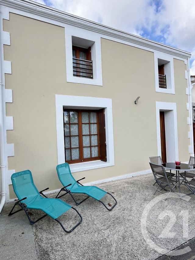 Maison à vendre - 5 pièces - 103,20 m2 - St Laurent De La Pree - 17 - POITOU-CHARENTES