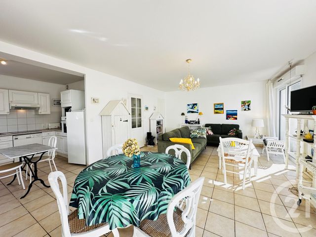 Maison à louer - 5 pièces - 80 m2 - Fouras - 17 - POITOU-CHARENTES