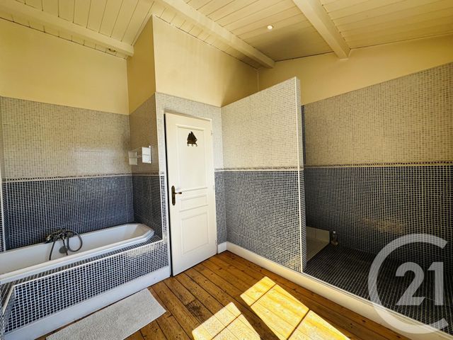 Maison &agrave; louer - 6 pi&egrave;ces - 170 m2 - Fouras - 17 - POITOU-CHARENTES