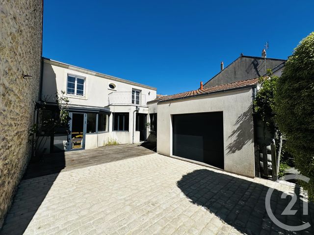 Maison &agrave; louer - 6 pi&egrave;ces - 170 m2 - Fouras - 17 - POITOU-CHARENTES