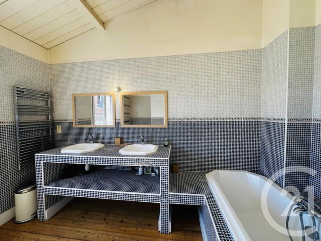 Maison &agrave; louer - 6 pi&egrave;ces - 170 m2 - Fouras - 17 - POITOU-CHARENTES