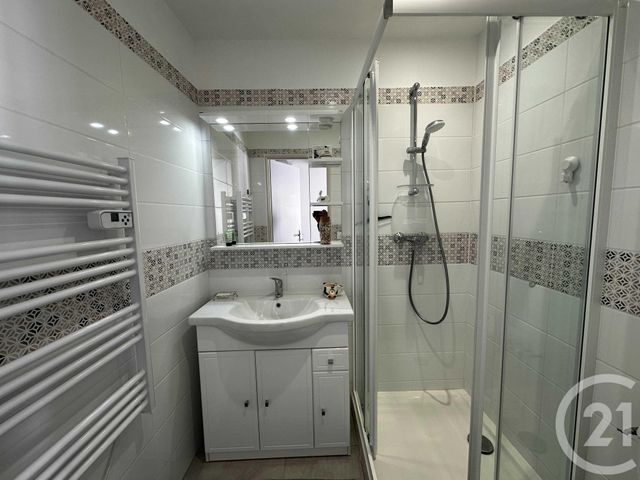 Maison à louer - 3 pièces - 70 m2 - Fouras - 17 - POITOU-CHARENTES