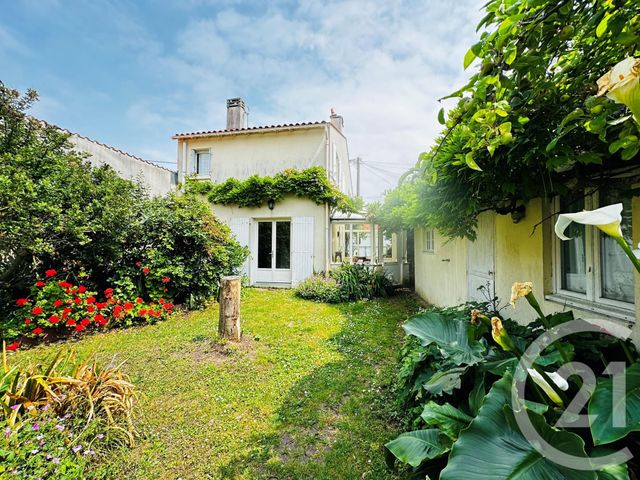 Maison &agrave; louer - 5 pi&egrave;ces - 94 m2 - Fouras - 17 - POITOU-CHARENTES