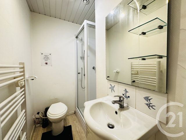 Appartement F1 &agrave; louer - 1 pi&egrave;ce - 24 m2 - Tonnay Charente - 17 - POITOU-CHARENTES