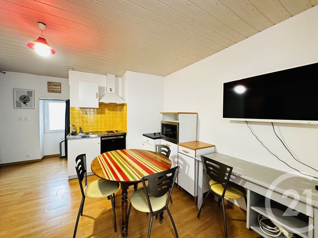 Appartement F1 &agrave; louer - 1 pi&egrave;ce - 24 m2 - Tonnay Charente - 17 - POITOU-CHARENTES