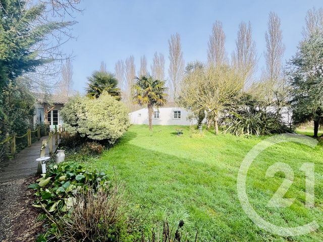 Maison &agrave; vendre - 5 pi&egrave;ces - 162 m2 - St Laurent De La Pree - 17 - POITOU-CHARENTES