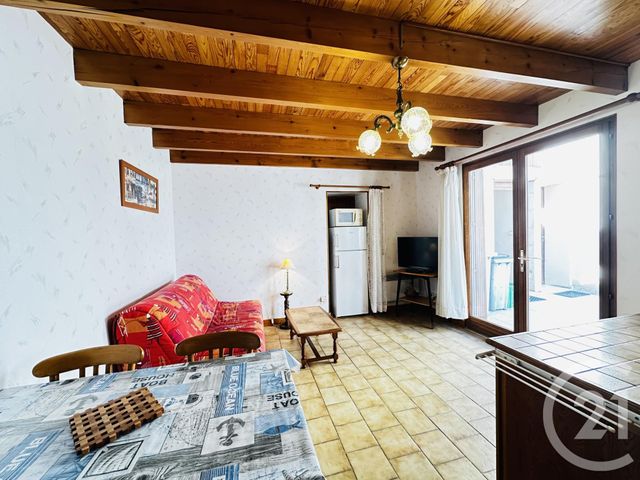 Appartement F1 &agrave; louer - 2 pi&egrave;ces - 35 m2 - Fouras - 17 - POITOU-CHARENTES