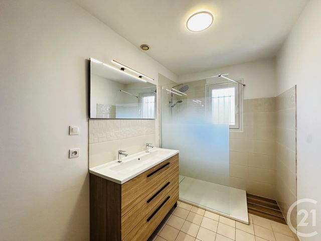 Maison &agrave; louer - 4 pi&egrave;ces - 89,24 m2 - Fouras - 17 - POITOU-CHARENTES