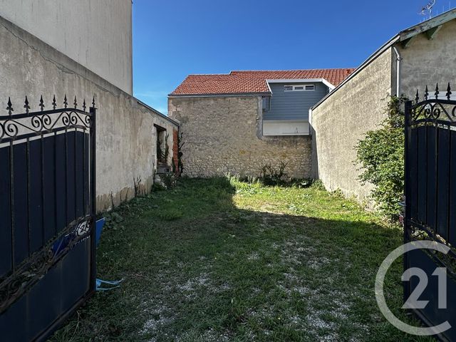 Parking &agrave; louer - 62 m2 - Fouras - 17 - POITOU-CHARENTES