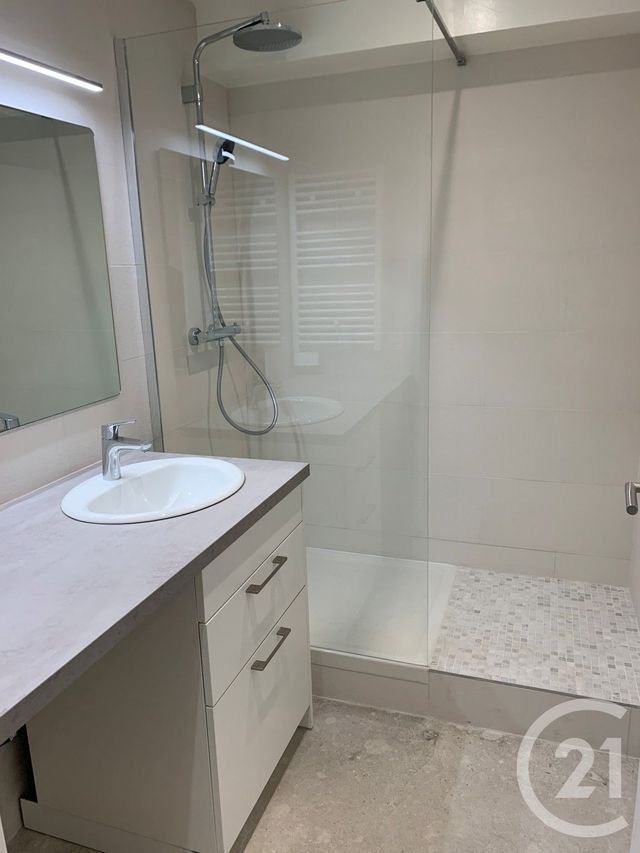 Appartement F2 à louer - 2 pièces - 57,28 m2 - Asnieres Sur Seine - 92 - ILE-DE-FRANCE