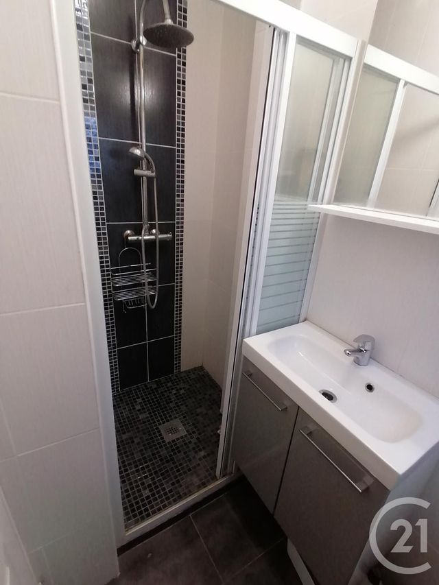Appartement F1 &agrave; louer - 1 pi&egrave;ce - 17,75 m2 - Gennevilliers - 92 - ILE-DE-FRANCE
