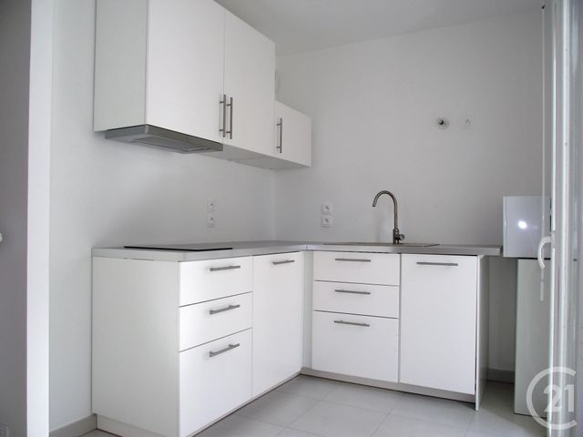 Appartement Duplex &agrave; louer - 2 pi&egrave;ces - 47,81 m2 - Asnieres Sur Seine - 92 - ILE-DE-FRANCE