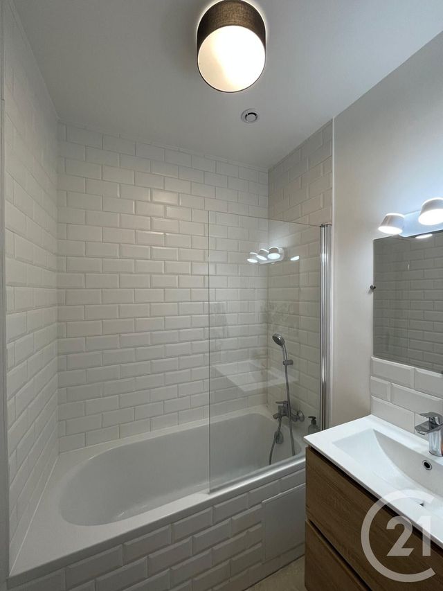 Appartement &agrave; vendre - 3 pi&egrave;ces - 36,56 m2 - Courbevoie - 92 - ILE-DE-FRANCE