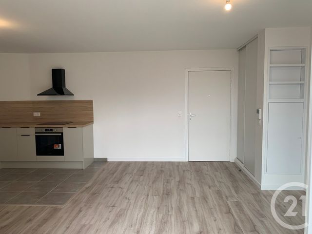 Appartement F3 &agrave; louer - 3 pi&egrave;ces - 59,51 m2 - Villeneuve La Garenne - 92 - ILE-DE-FRANCE