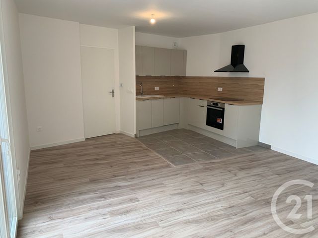 Appartement F3 &agrave; louer - 3 pi&egrave;ces - 59,51 m2 - Villeneuve La Garenne - 92 - ILE-DE-FRANCE