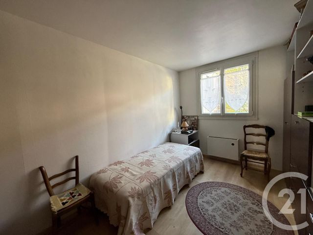 Appartement F4 &agrave; vendre - 5 pi&egrave;ces - 83,61 m2 - Gennevilliers - 92 - ILE-DE-FRANCE