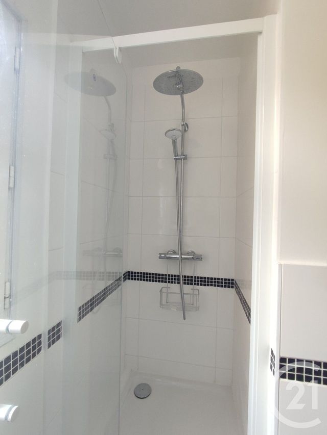 Appartement F3 &agrave; louer - 3 pi&egrave;ces - 48,42 m2 - La Garenne Colombes - 92 - ILE-DE-FRANCE