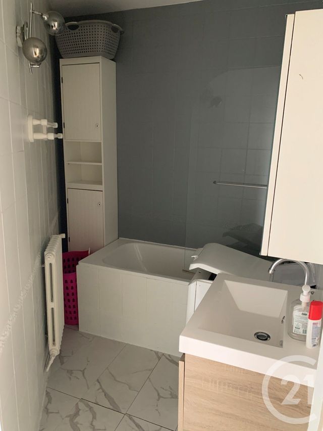 Appartement F3 &agrave; louer - 3 pi&egrave;ces - 54,11 m2 - Asnieres Sur Seine - 92 - ILE-DE-FRANCE