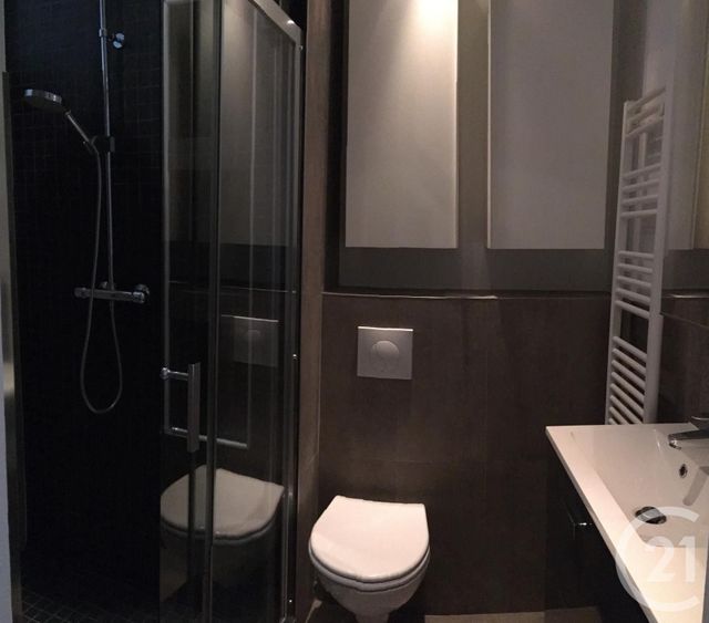 Appartement F2 &agrave; louer - 2 pi&egrave;ces - 32,50 m2 - Levallois Perret - 92 - ILE-DE-FRANCE