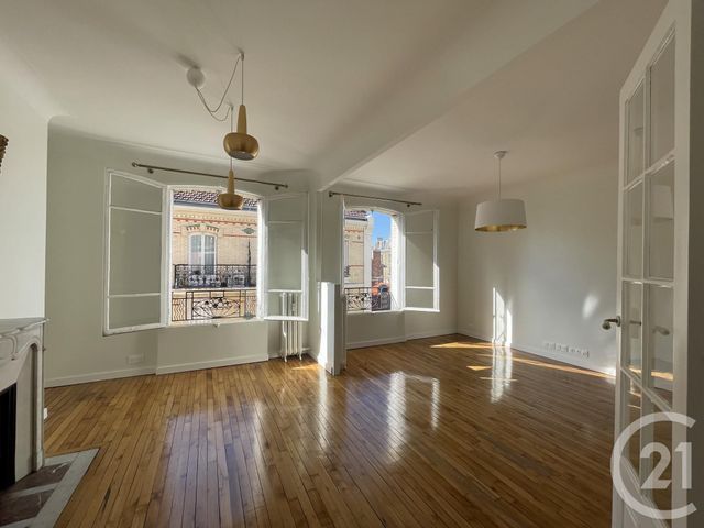 Appartement F3 &agrave; louer - 3 pi&egrave;ces - 84,43 m2 - Colombes - 92 - ILE-DE-FRANCE