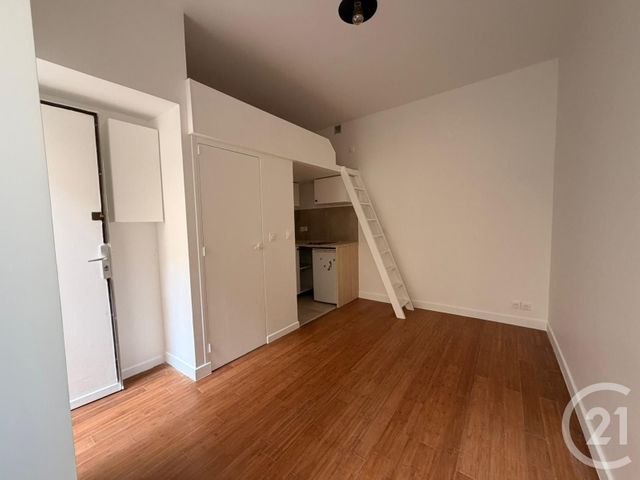 Appartement Studio &agrave; louer - 1 pi&egrave;ce - 13,90 m2 - Paris - 75018 - ILE-DE-FRANCE