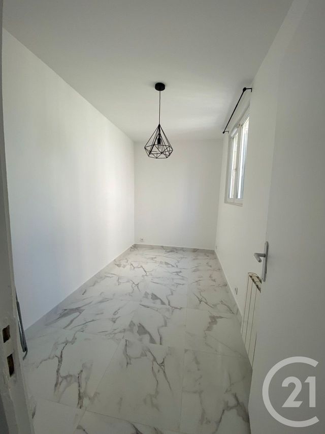 Appartement F2 &agrave; louer - 2 pi&egrave;ces - 31,63 m2 - Asnieres Sur Seine - 92 - ILE-DE-FRANCE