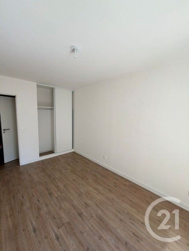 Appartement F3 &agrave; louer - 3 pi&egrave;ces - 65,05 m2 - Asnieres Sur Seine - 92 - ILE-DE-FRANCE