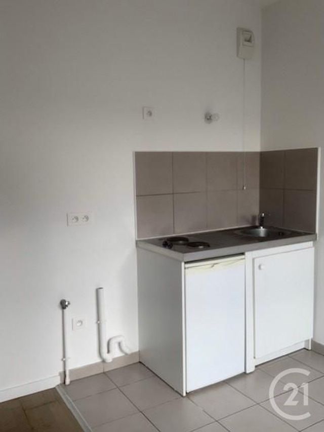 Appartement F1 &agrave; louer - 1 pi&egrave;ce - 24,60 m2 - Asnieres Sur Seine - 92 - ILE-DE-FRANCE