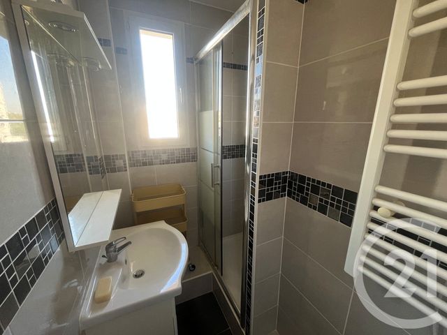 Appartement T2 &agrave; louer - 2 pi&egrave;ces - 47,02 m2 - Colombes - 92 - ILE-DE-FRANCE