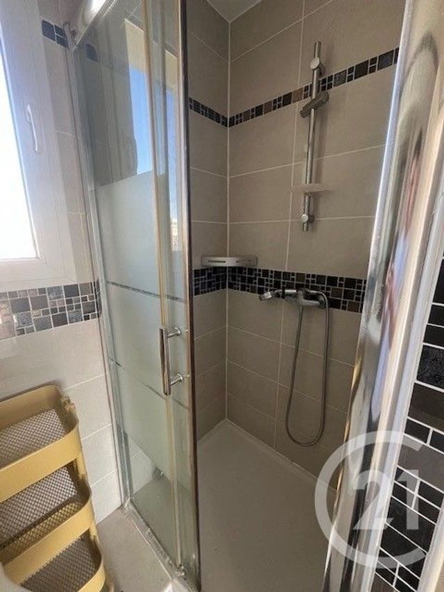 Appartement T2 &agrave; louer - 2 pi&egrave;ces - 47,02 m2 - Colombes - 92 - ILE-DE-FRANCE