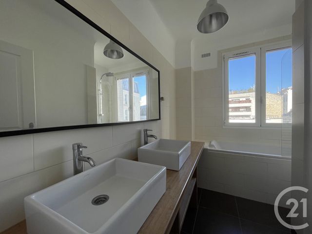 Appartement F3 &agrave; louer - 3 pi&egrave;ces - 62,37 m2 - Levallois Perret - 92 - ILE-DE-FRANCE