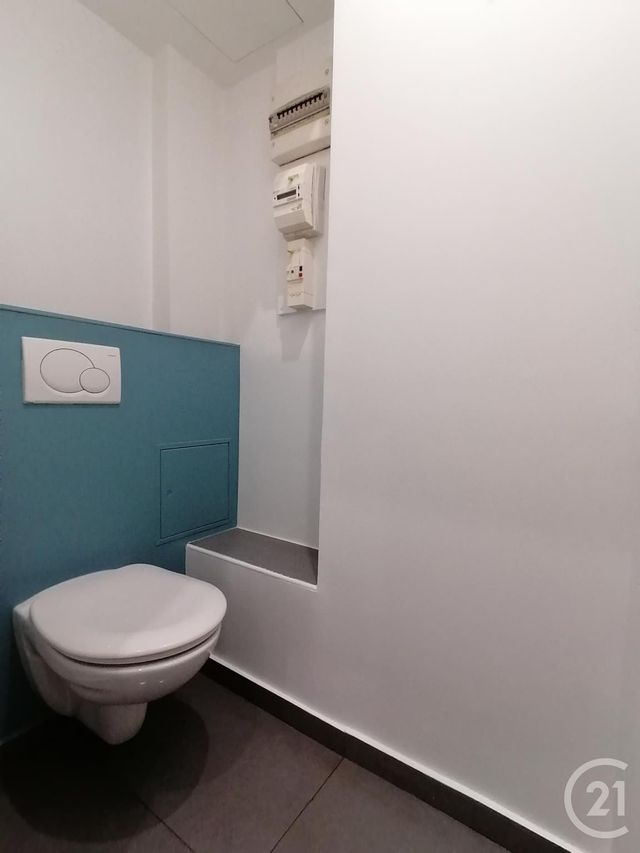 Appartement F2 &agrave; louer - 2 pi&egrave;ces - 33,75 m2 - Levallois Perret - 92 - ILE-DE-FRANCE