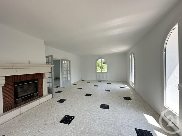 Maison à vendre - 4 pièces - 108 m2 - Chateauneuf Sur Loire - 45 - CENTRE