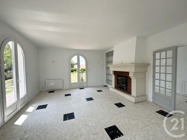 Maison à vendre - 4 pièces - 108 m2 - Chateauneuf Sur Loire - 45 - CENTRE