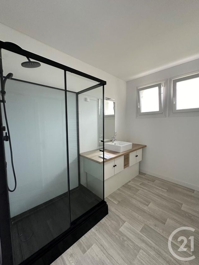 Maison à vendre - 4 pièces - 108 m2 - Chateauneuf Sur Loire - 45 - CENTRE