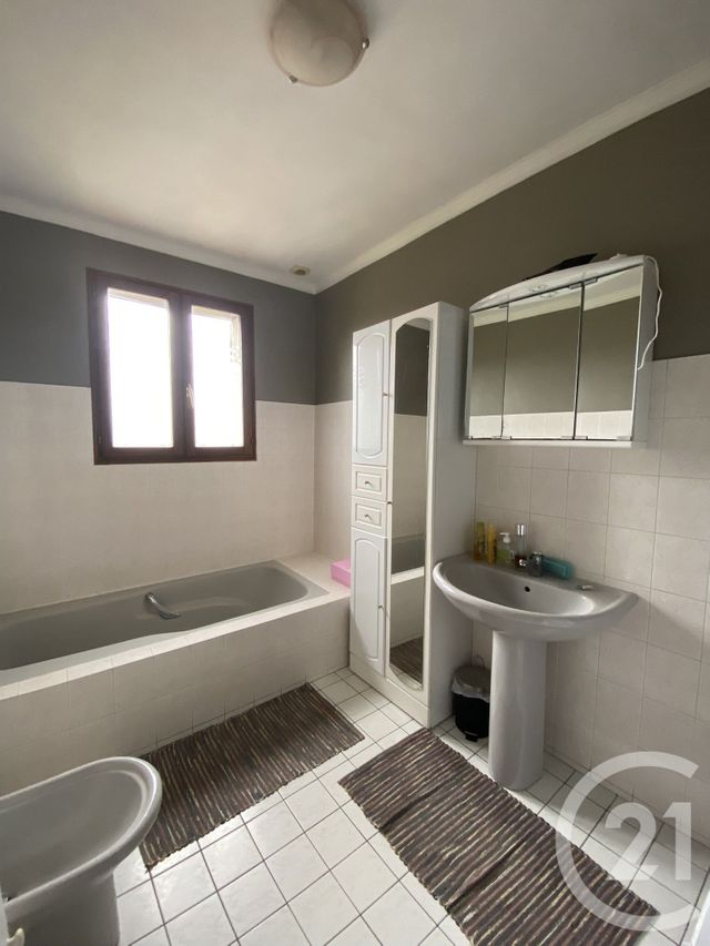 Maison à vendre - 4 pièces - 152,67 m2 - Les Bordes - 45 - CENTRE