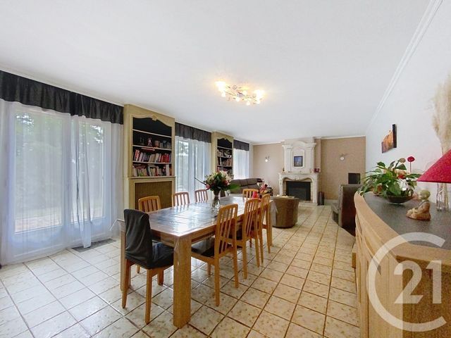 Maison à vendre - 8 pièces - 208,85 m2 - Sully Sur Loire - 45 - CENTRE