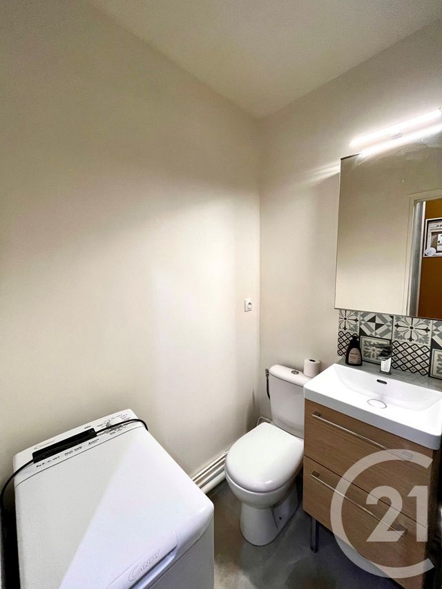 Appartement Studio &agrave; louer - 1 pi&egrave;ce - 28,12 m2 - Orleans - 45 - CENTRE