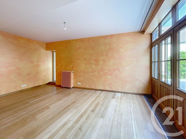 Maison à vendre - 5 pièces - 200 m2 - Chateauneuf Sur Loire - 45 - CENTRE