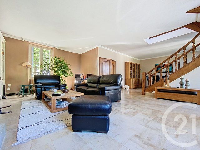 Maison à vendre - 5 pièces - 194,44 m2 - Chateauneuf Sur Loire - 45 - CENTRE