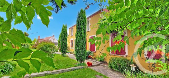 Maison à vendre - 6 pièces - 168 m2 - Jargeau - 45 - CENTRE