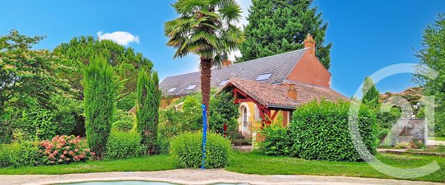 Maison à vendre - 6 pièces - 168 m2 - Jargeau - 45 - CENTRE