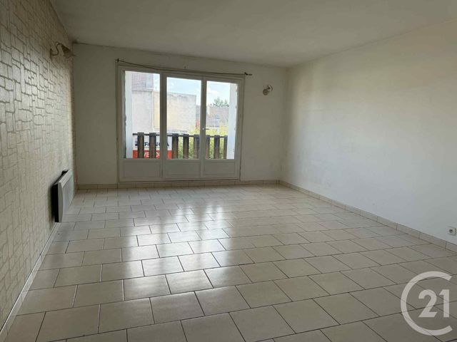 Appartement F3 à vendre - 3 pièces - 67,90 m2 - Fleury Les Aubrais - 45 - CENTRE