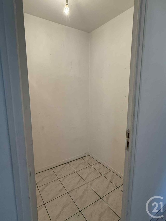 Appartement F3 à vendre - 3 pièces - 67,90 m2 - Fleury Les Aubrais - 45 - CENTRE