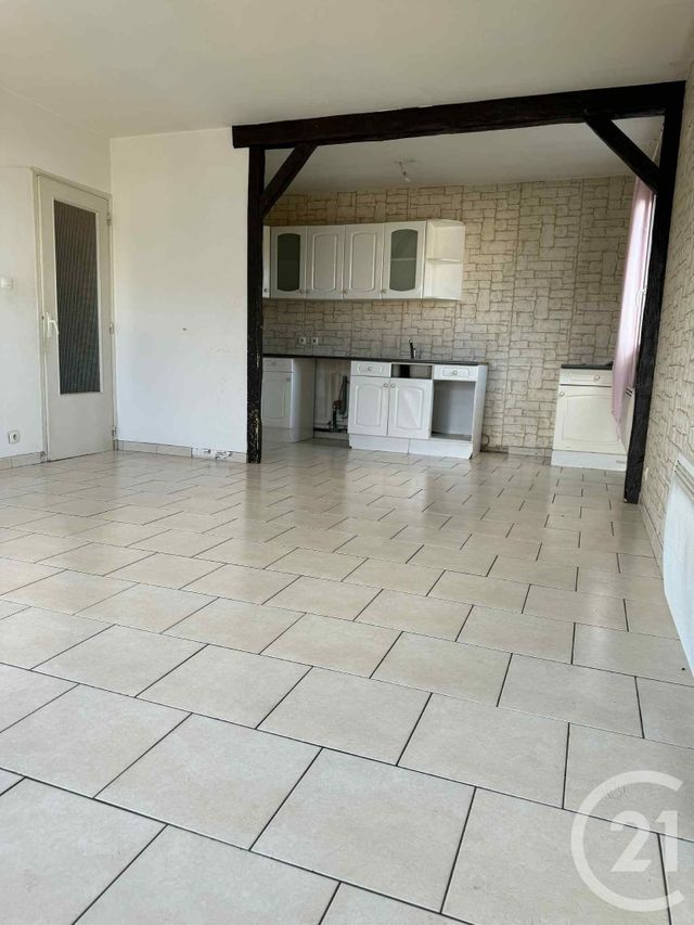 Appartement F3 à vendre - 3 pièces - 67,90 m2 - Fleury Les Aubrais - 45 - CENTRE