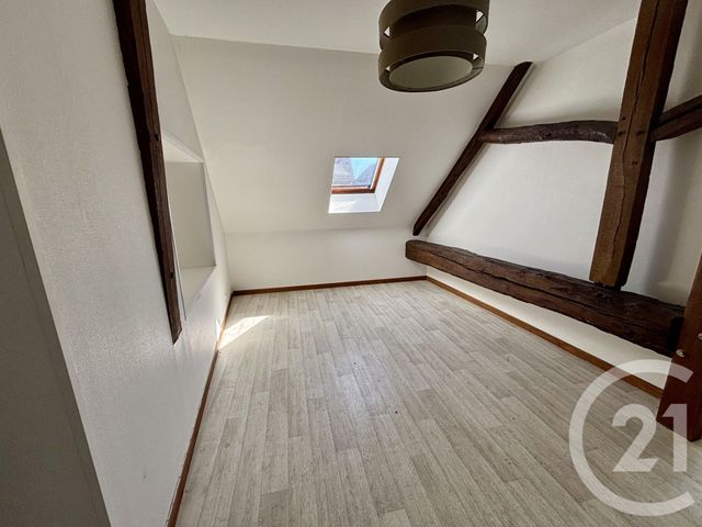 Appartement F4 à louer - 4 pièces - 88,04 m2 - St Benoit Sur Loire - 45 - CENTRE