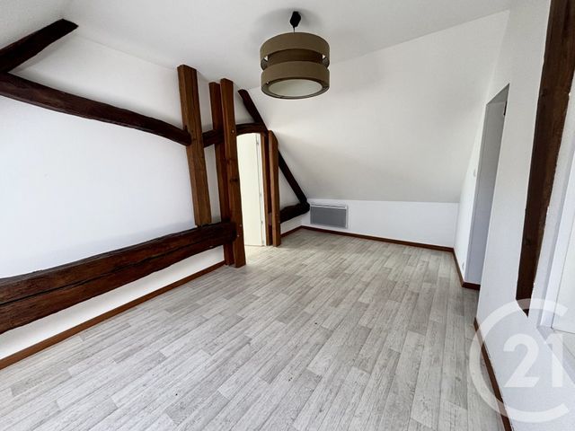 Appartement F4 à louer - 4 pièces - 88,04 m2 - St Benoit Sur Loire - 45 - CENTRE