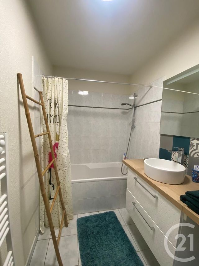 Appartement F2 à louer - 2 pièces - 54,21 m2 - Orleans - 45 - CENTRE