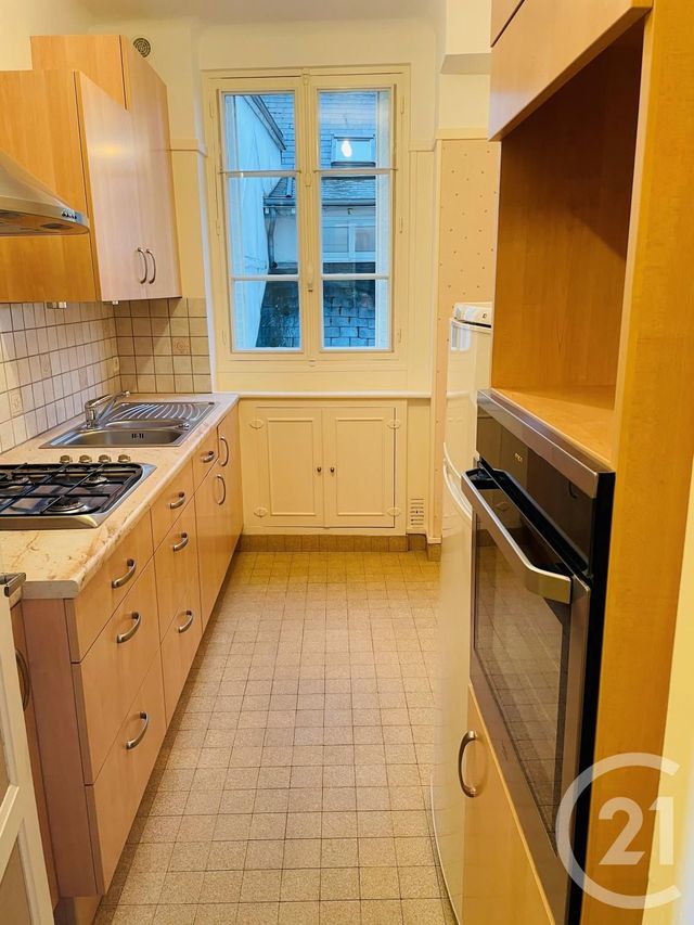 Appartement F3 à louer - 3 pièces - 61,38 m2 - Orleans - 45 - CENTRE